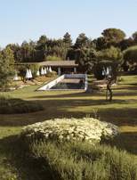 garden-swimming-pool-hotel-provence-luberon-capelongue-beaumier-bonnieux