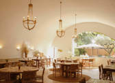 jaune-architecte-interieur-design-decoration-hotel-restaurant-provence-moulin-beaumier-luberon-lourmarin